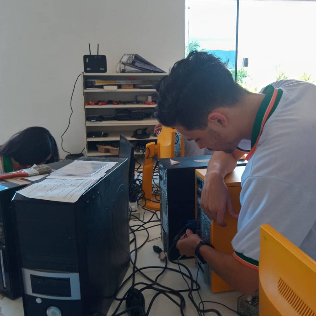 Assistência Técnica 13