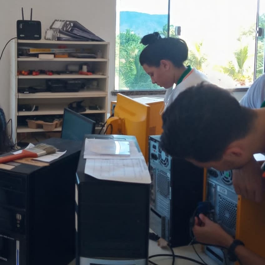 Assistência Técnica 14