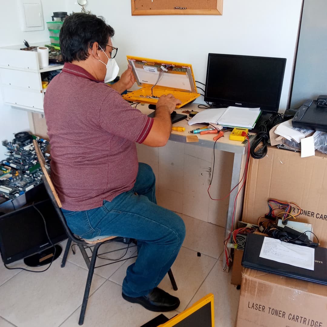 Assistência Técnica 16